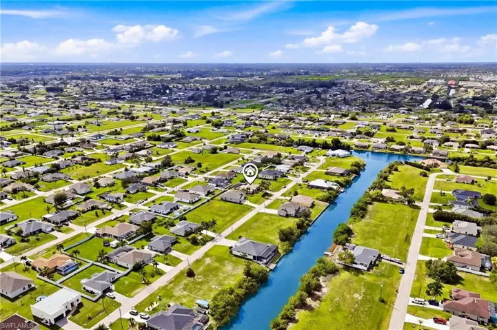 211 Nw 26th Ave, Cape Coral, Florida 33993