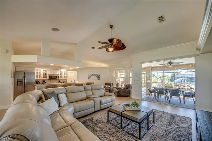 1913 Sw 41st St, Cape Coral, Florida 33914