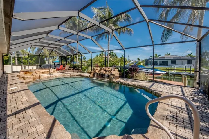 1913 Sw 41st St, Cape Coral, Florida 33914