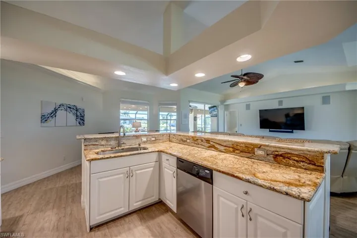 1913 Sw 41st St, Cape Coral, Florida 33914