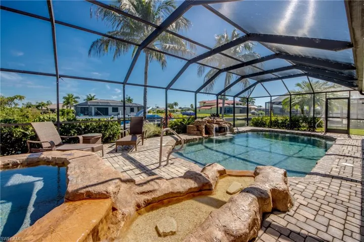 1913 Sw 41st St, Cape Coral, Florida 33914