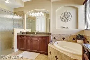 7636  Sussex  CT, Naples, FL 34113