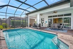 7636  Sussex  CT, Naples, FL 34113