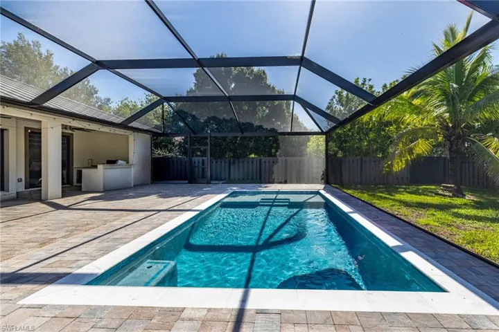 2202 Ne 5th Ter, Cape Coral, Florida 33909