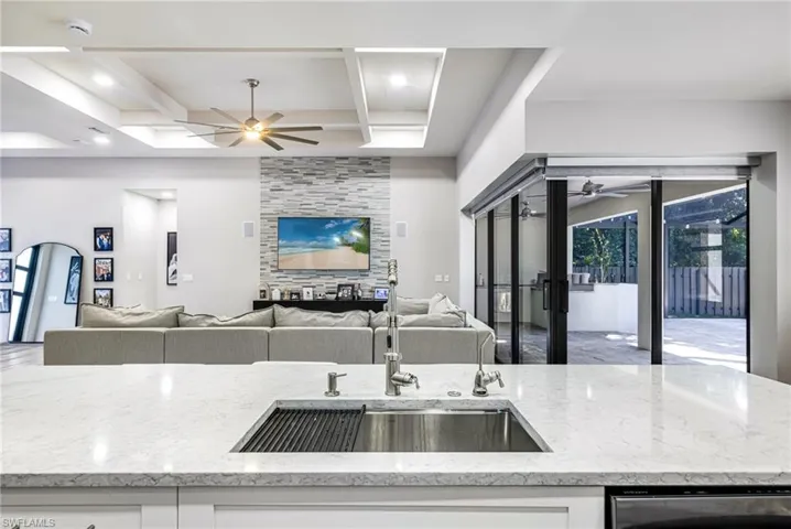 2202 Ne 5th Ter, Cape Coral, Florida 33909