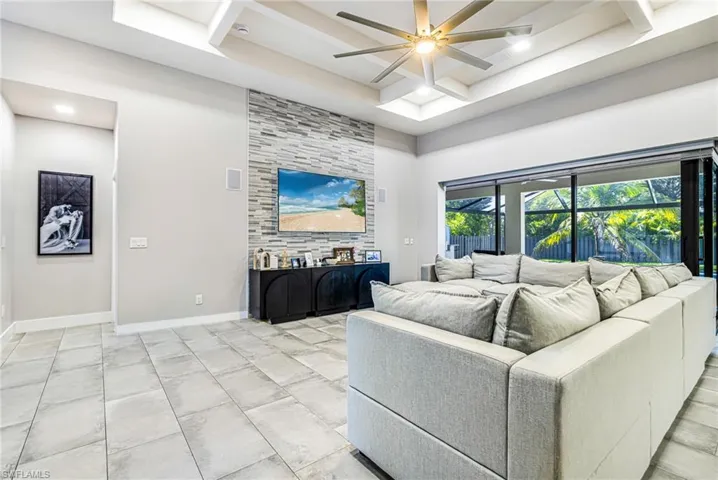 2202 Ne 5th Ter, Cape Coral, Florida 33909