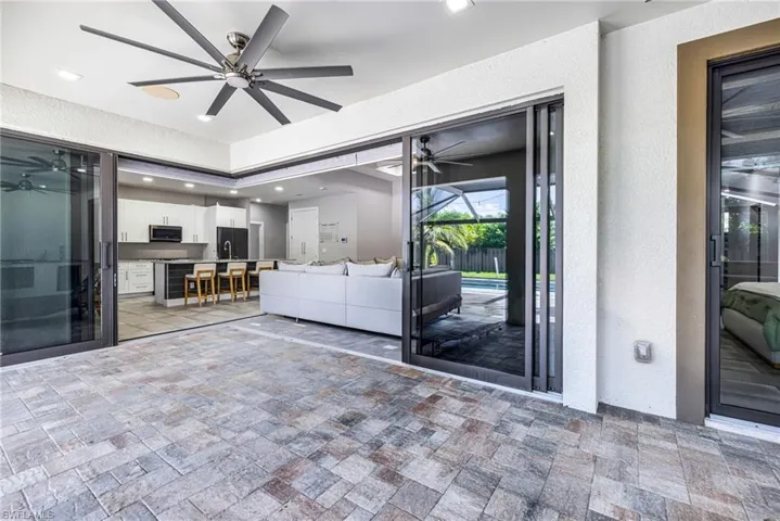 2202 Ne 5th Ter, Cape Coral, Florida 33909