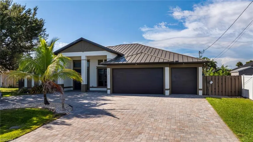 2202 Ne 5th Ter, Cape Coral, Florida 33909