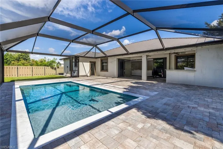 2202 Ne 5th Ter, Cape Coral, Florida 33909