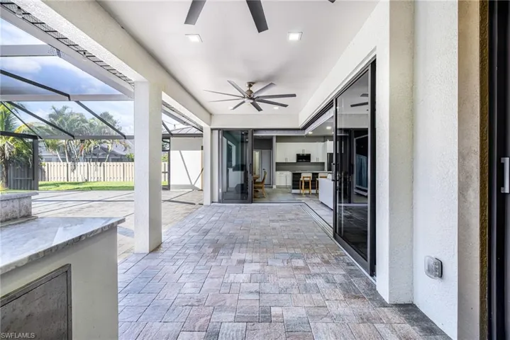 2202 Ne 5th Ter, Cape Coral, Florida 33909