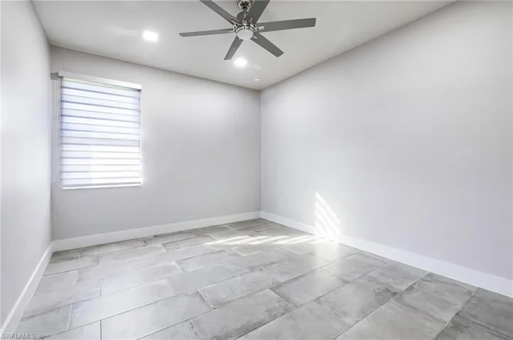 2202 Ne 5th Ter, Cape Coral, Florida 33909