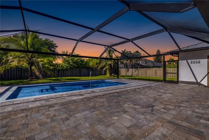 2202 Ne 5th Ter, Cape Coral, Florida 33909