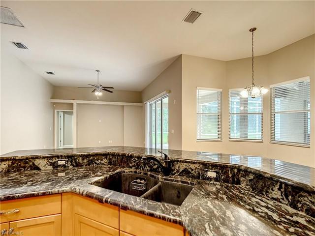 Large breakfast bar