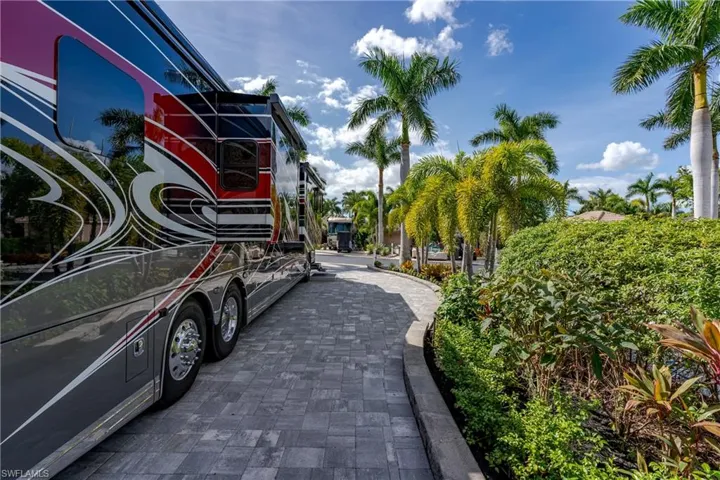 13547 Snook Cir, Naples, Florida 34114