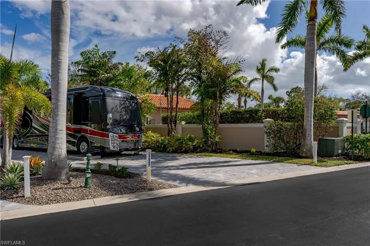 13547 Snook Cir, Naples, Florida 34114