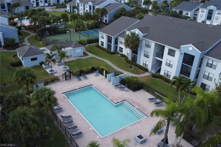 Bird's eye view of a pool area