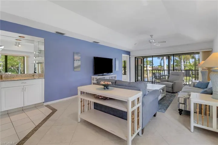 4510 Chantelle Dr # 206, Naples Fl 34112