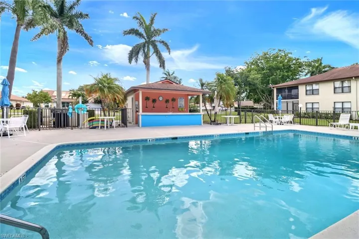 4510 Chantelle Dr # 206, Naples Fl 34112
