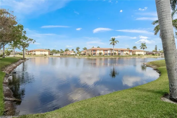 4510 Chantelle Dr # 206, Naples Fl 34112