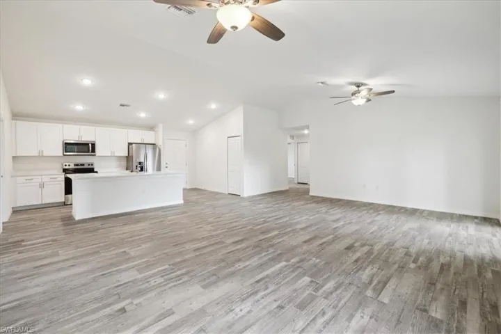 3010 NE 4th  PL, Cape Coral, FL 33909