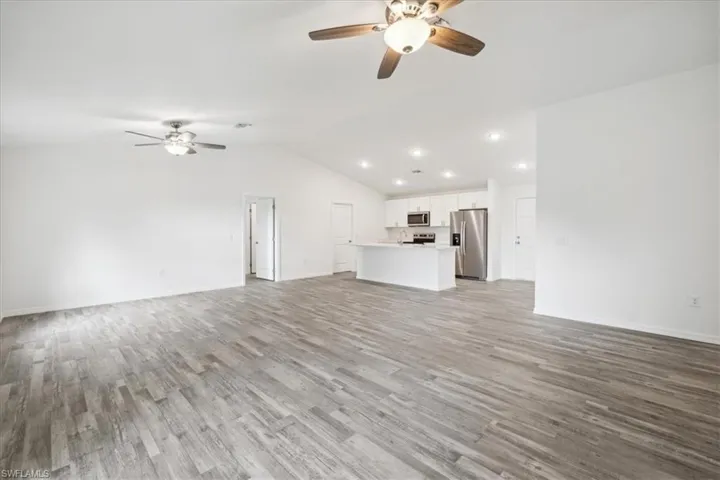 3010 NE 4th  PL, Cape Coral, FL 33909