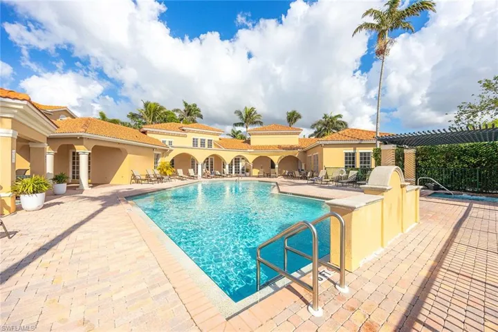 8635 River Homes Ln 2205, Bonita Springs, Florida 34135