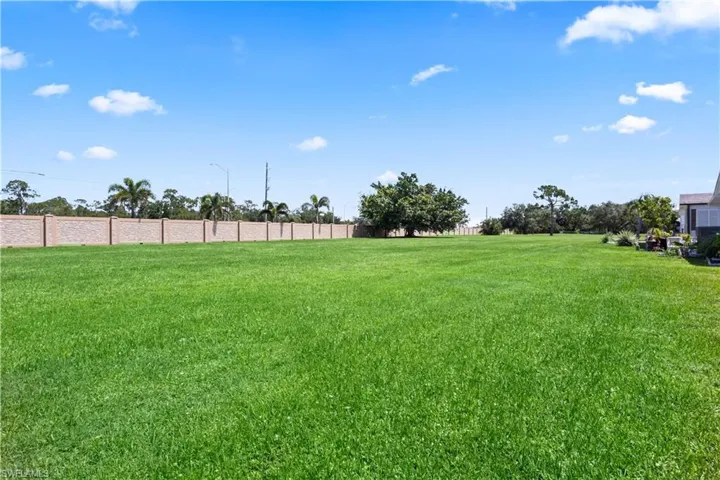 Private and peaceful backyard area—great for enjoying warm Florida evenings or gardening.