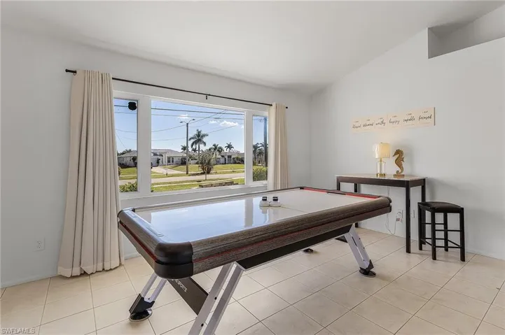2940  Surfside  BLVD, Cape Coral, FL 33914