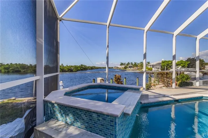 2940  Surfside  BLVD, Cape Coral, FL 33914