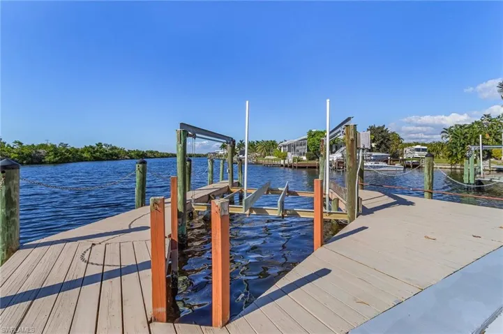 2940  Surfside  BLVD, Cape Coral, FL 33914
