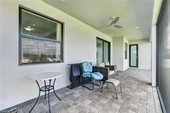 228 Sw 31st Pl, Cape Coral, Florida 33991