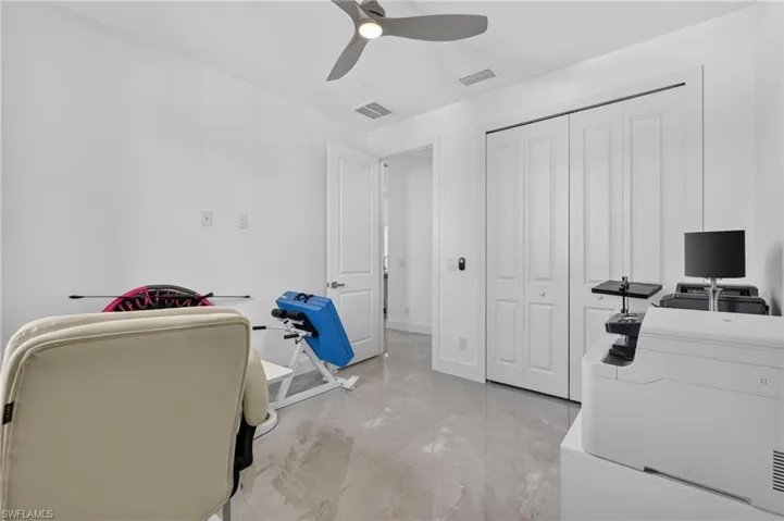 228 Sw 31st Pl, Cape Coral, Florida 33991