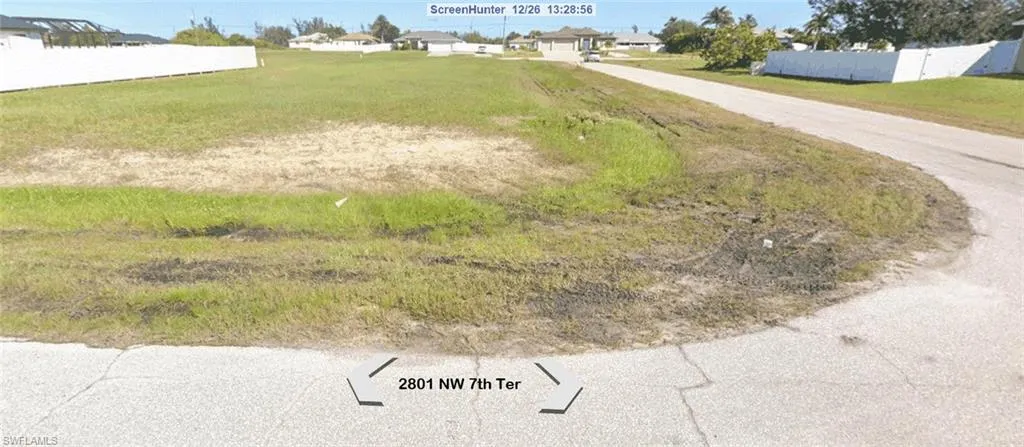 Frontal view of property