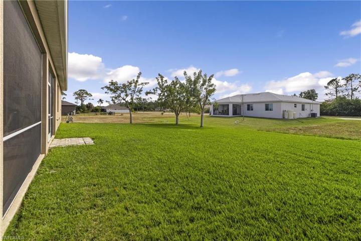 1118 NE 32nd  ST, Cape Coral, FL 33909