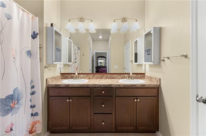 1118 NE 32nd  ST, Cape Coral, FL 33909