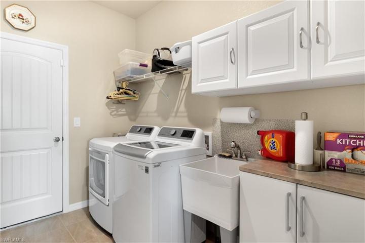 1118 NE 32nd  ST, Cape Coral, FL 33909