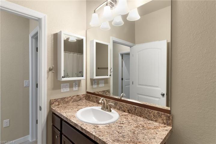 1118 NE 32nd  ST, Cape Coral, FL 33909