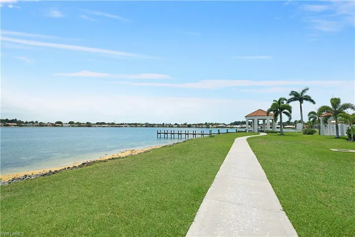7791  Esmeralda  WAY, Naples, FL 34109