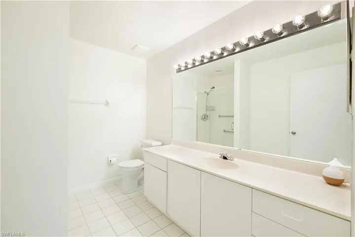 7791  Esmeralda  WAY, Naples, FL 34109