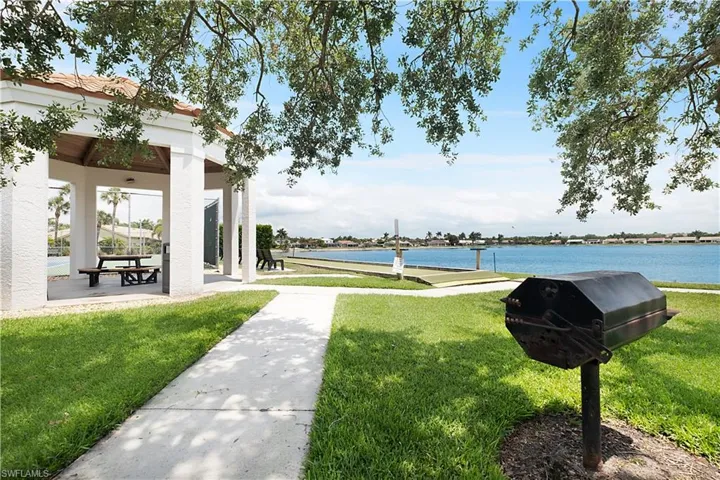 7791  Esmeralda  WAY, Naples, FL 34109