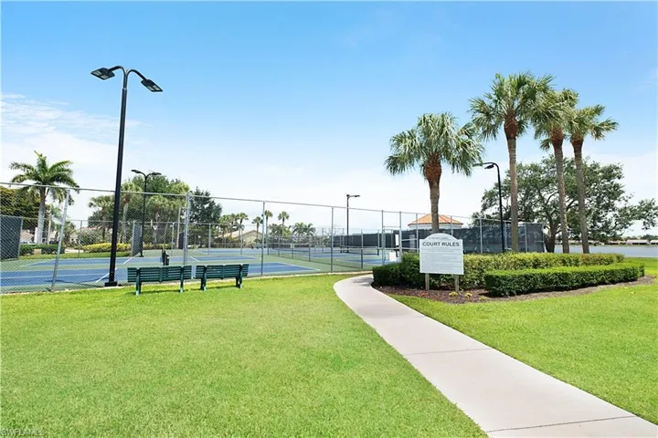7791  Esmeralda  WAY, Naples, FL 34109
