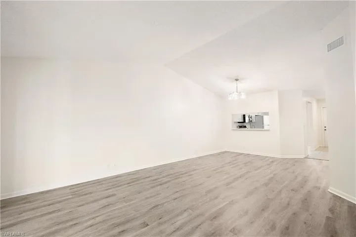 7791  Esmeralda  WAY, Naples, FL 34109