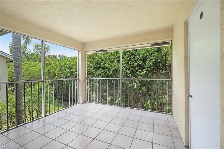 7791  Esmeralda  WAY, Naples, FL 34109