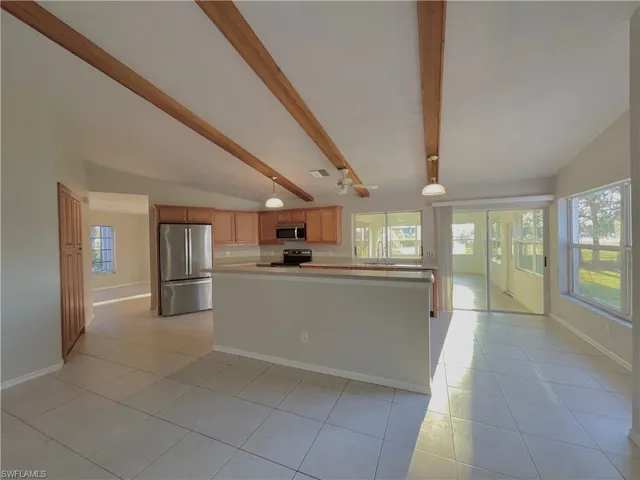 16279  Horizon  RD, North Fort Myers, FL 33917