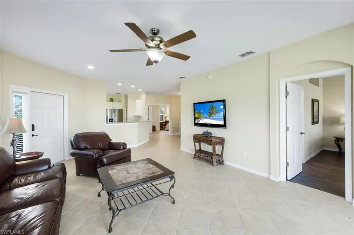 28120 Donnavid Ct 104, Bonita Springs, Florida 34135