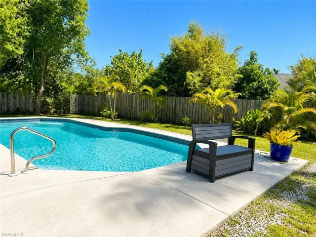 5419 Avenue E, Bokeelia, Florida 33922