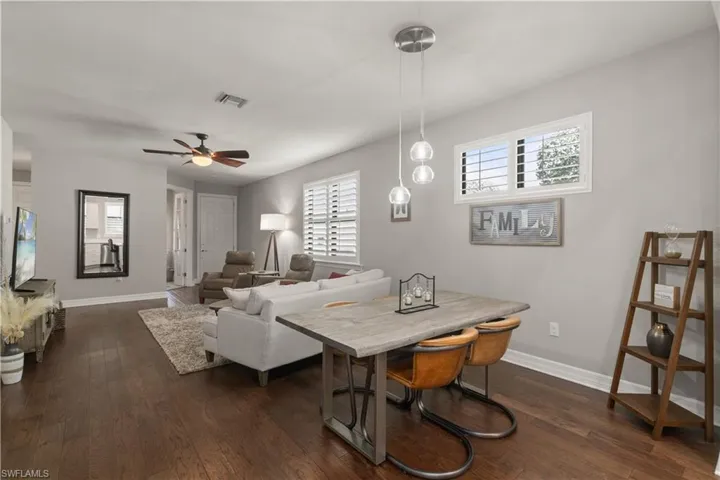 7202 Wilton Dr, Naples, Florida 34109