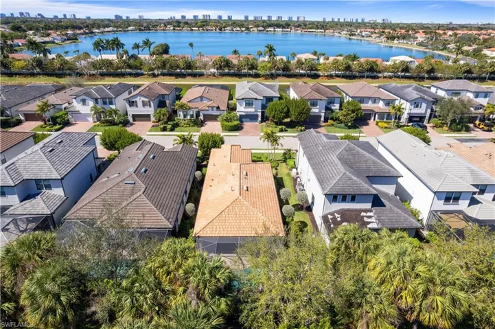 7202 Wilton Dr, Naples, Florida 34109