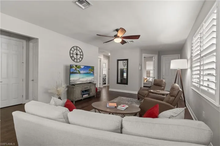 7202 Wilton Dr, Naples, Florida 34109