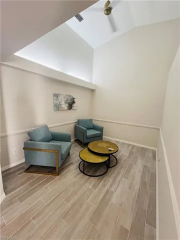 Updated photos- Space now vacant!